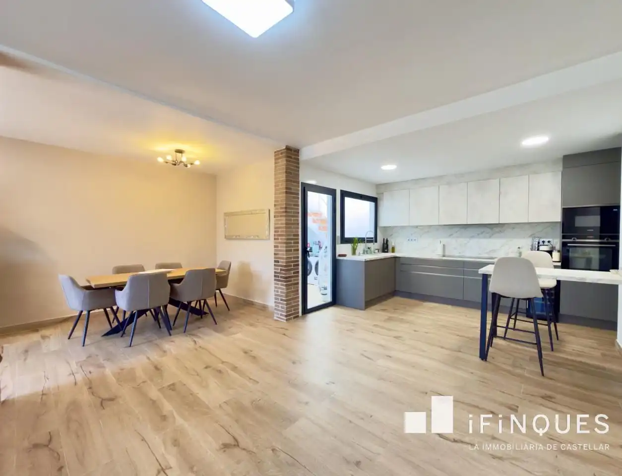 Cocina de Piso en venta en Castellar del Vallès con Aire acondicionado, Calefacción y Terraza