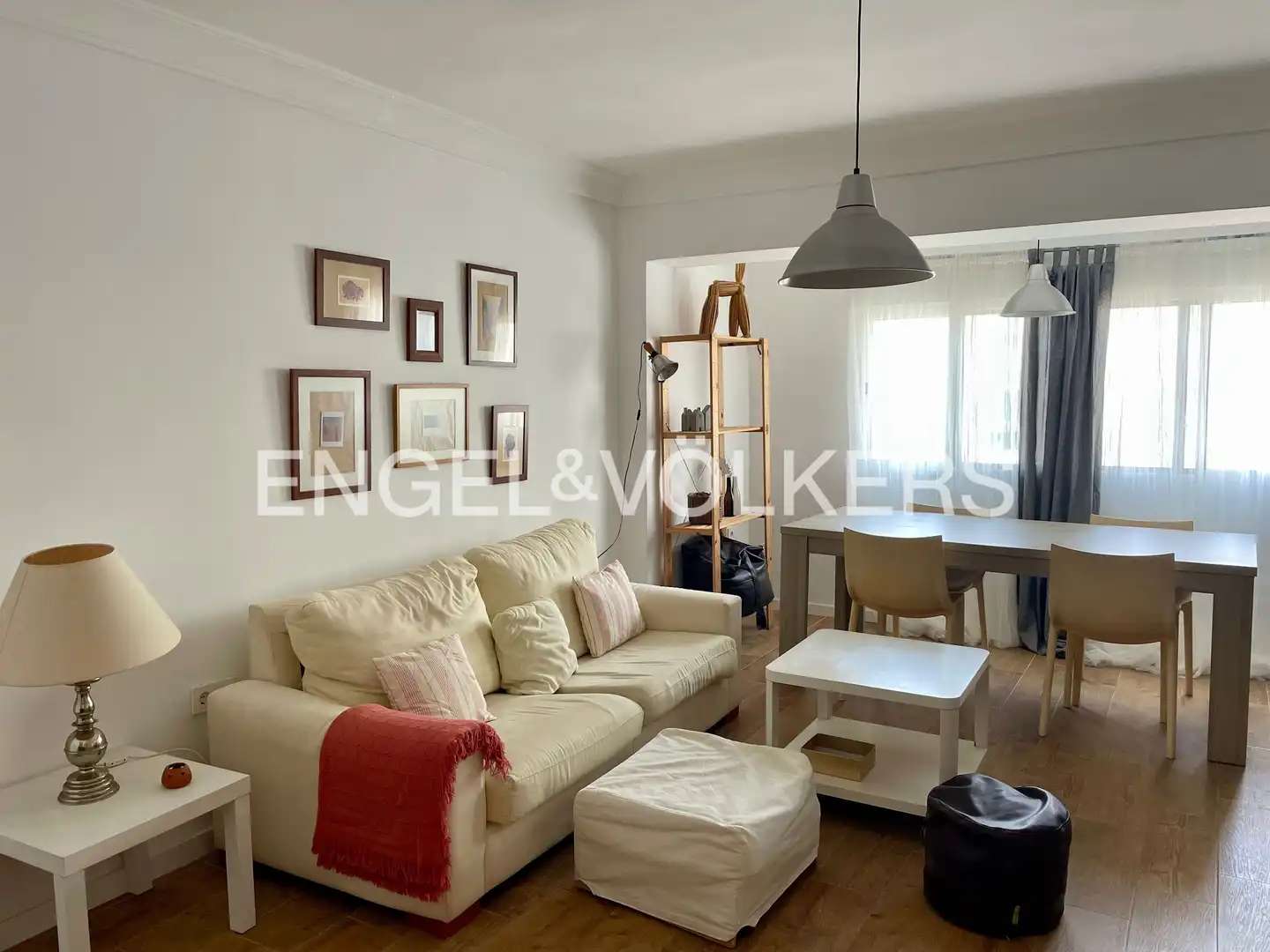 Wohnzimmer von Wohnung zur Miete in Valencia mit Heizung