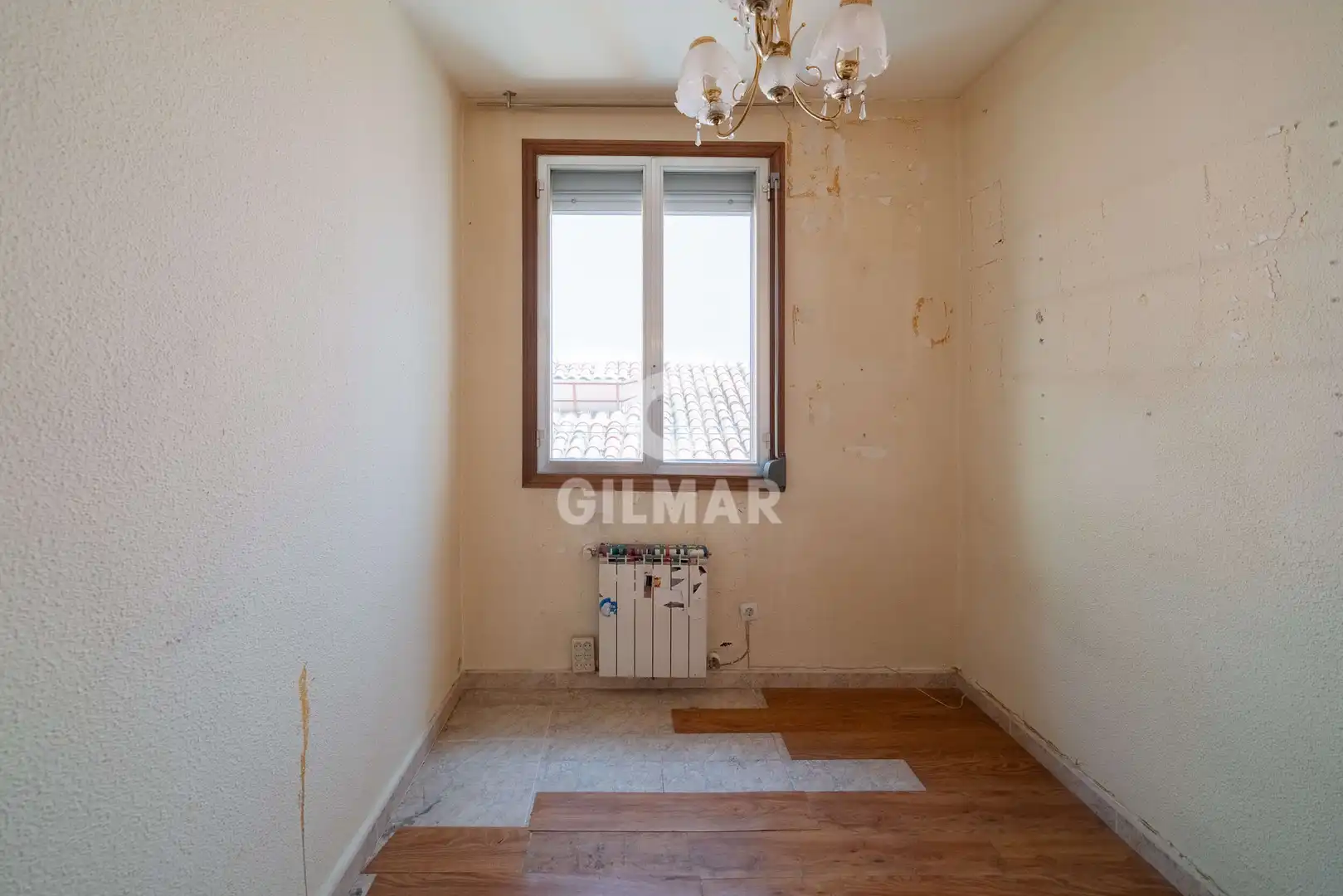 Habitación de Piso en venta en Madrid con Calefacción y Trastero