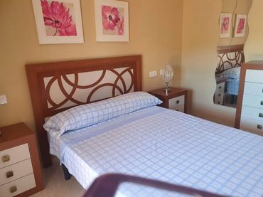 Casa con piscina en venta en Virgen de los Reyes