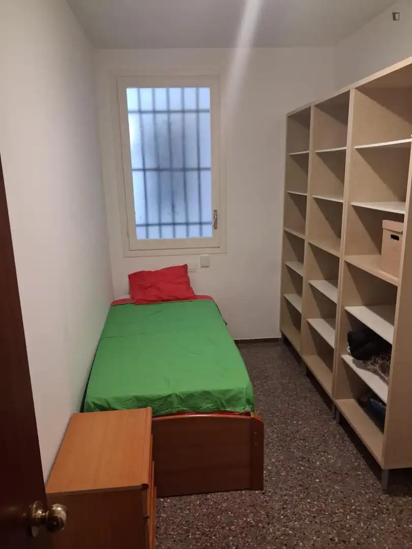 Bedroom of Apartments for share in Barcelona  with Heating, Furnished and Oven