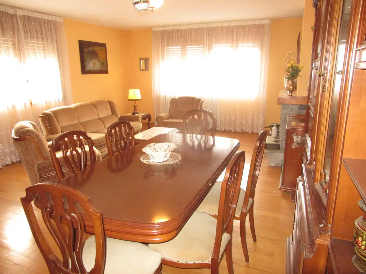 Comedor de Finca rústica en venta en Villanúa con Calefacción, Terraza y Trastero