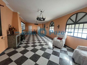 House for sale in Almendralejo