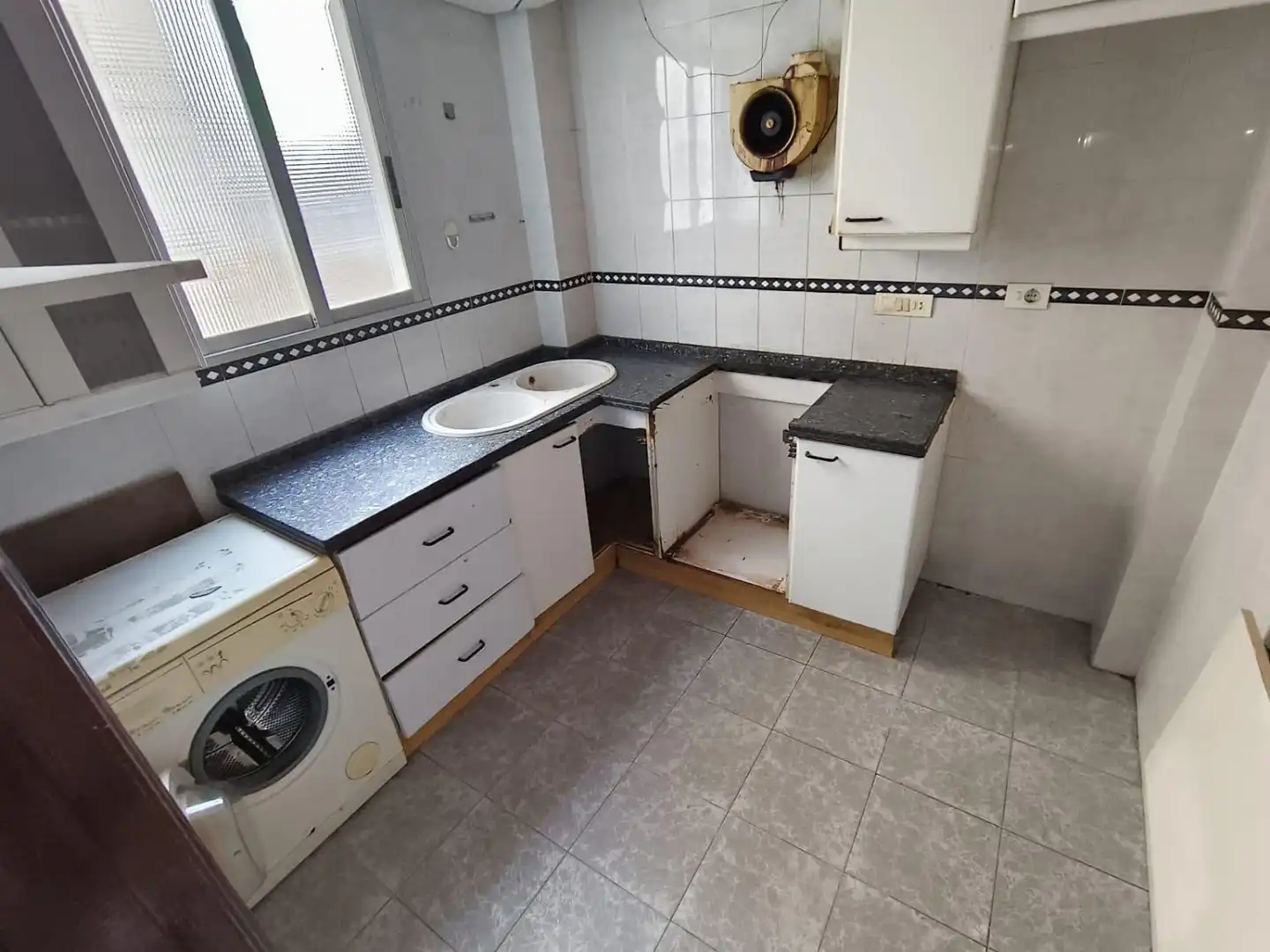 Flat for sale in Ceramista Abad, imagen 2