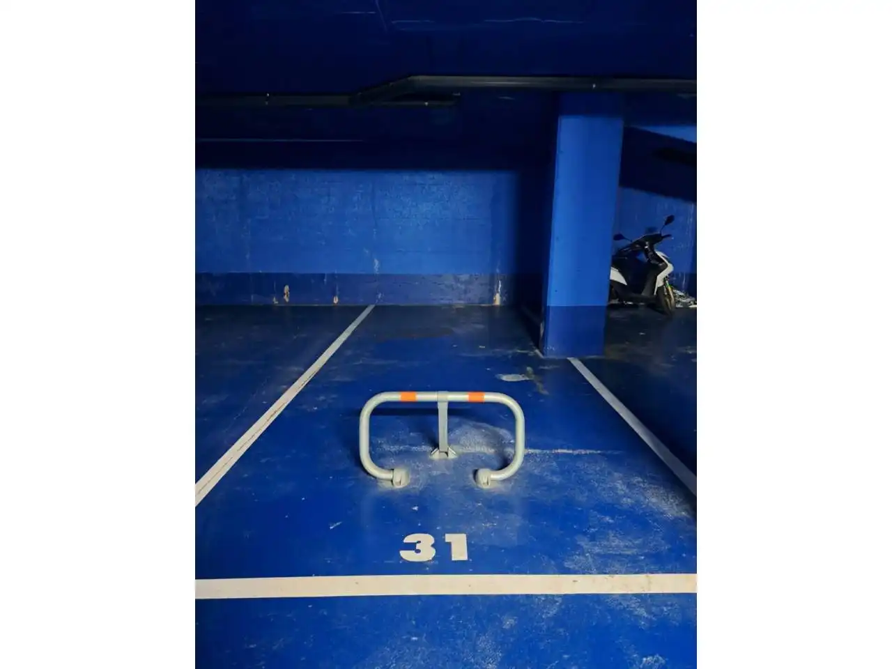 Parking to rent in Riego