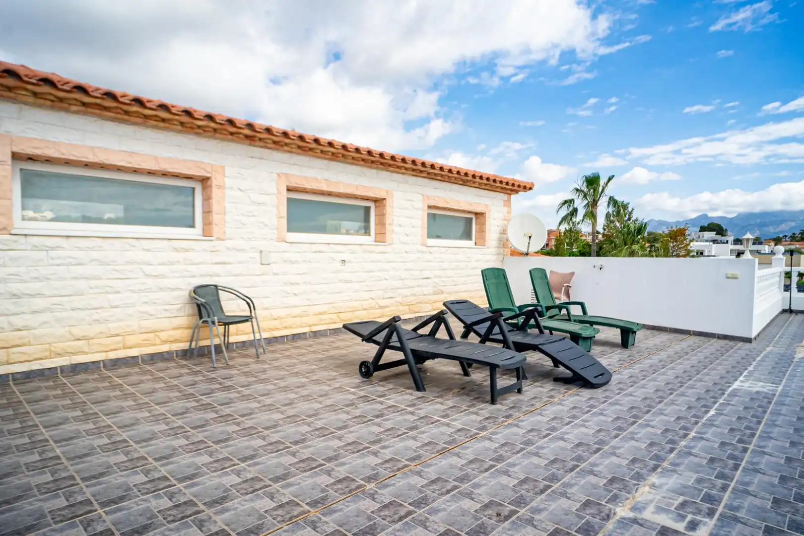 Terrace of Houses for sale in L'Alfàs del Pi  with Air Conditioner, Heating and Private garden