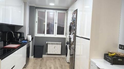 Foto 4 de Pis en venda a Calle Rafael María de Labra, 13, Fozaneldi - Tenderina, Asturias