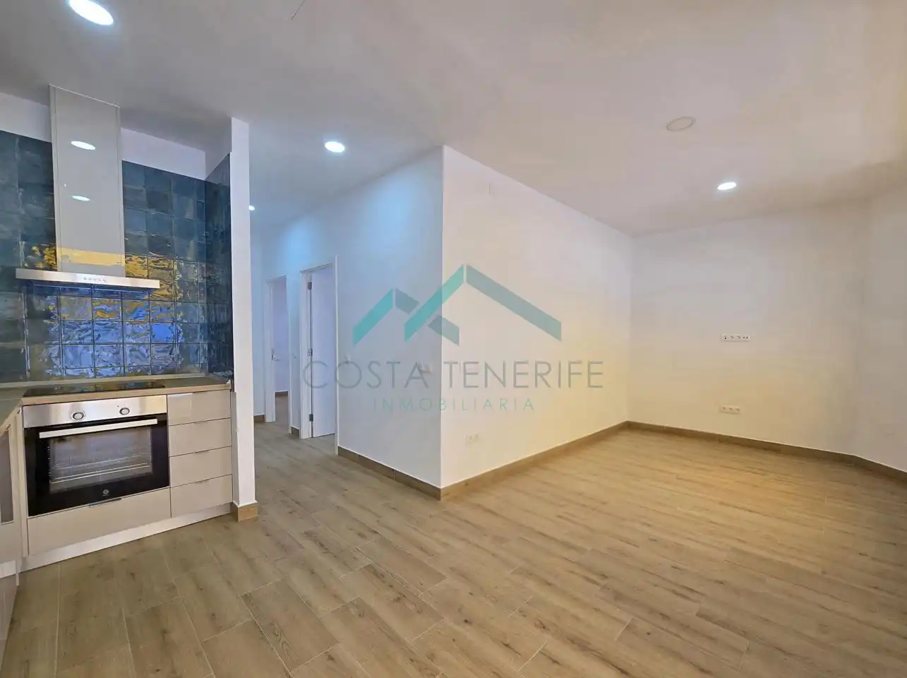 Ground floor for sale in Guía de Isora  with Terrace