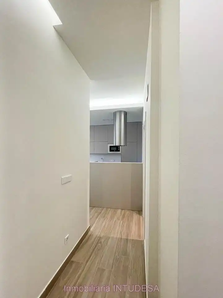 Piso en venta en Tudela con Calefacción, Terraza y Amueblado