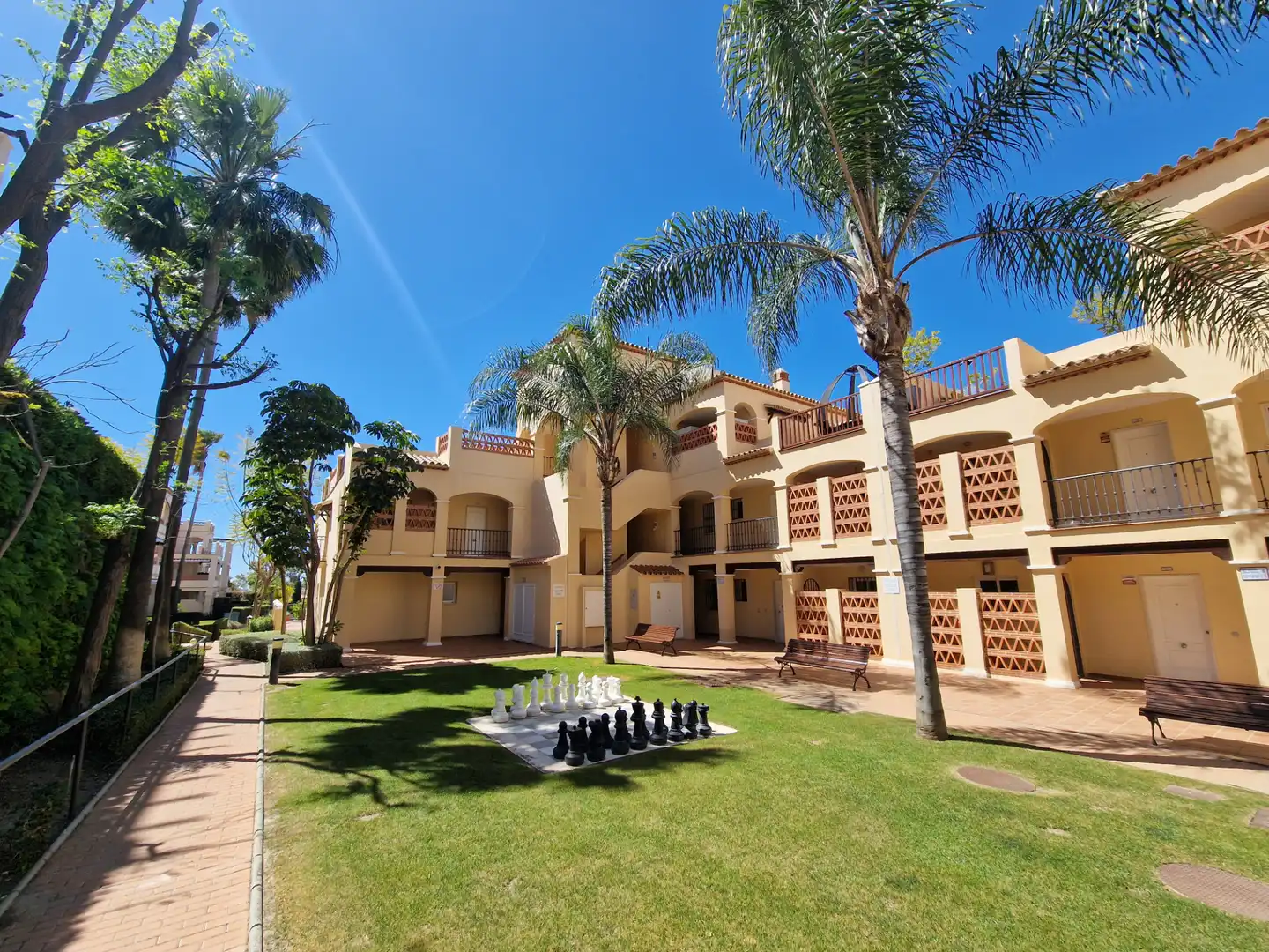 Apartament amb piscina en venda a Calle Pico Alcazaba, imagen 4