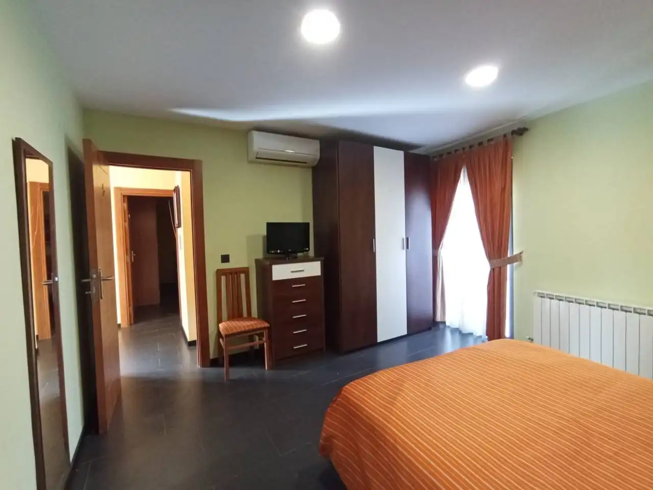 Habitación de Edificio en venta en Serradilla del Llano