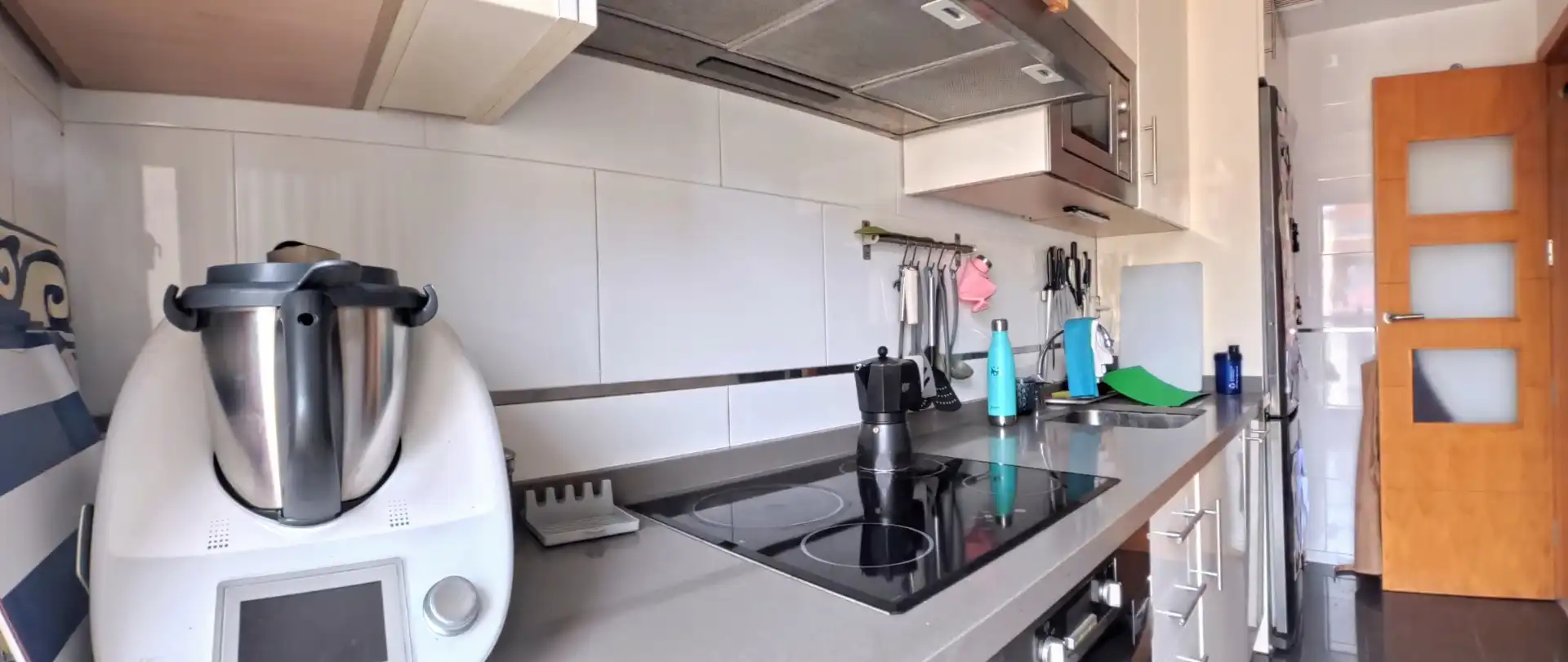 Cocina de Piso en venta en Mairena del Aljarafe con Aire acondicionado, Calefacción y Jardín privado
