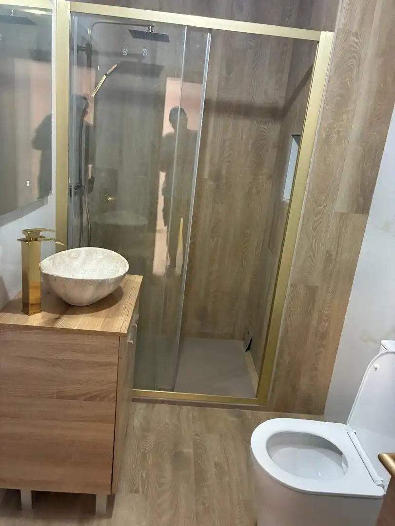 Bany de Planta baixa en venda en Elche / Elx amb Aire condicionat i Moblat