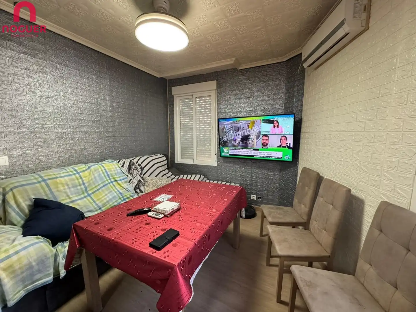 Sala d'estar de Casa o xalet en venda en Córdoba amb Terrassa i Balcó