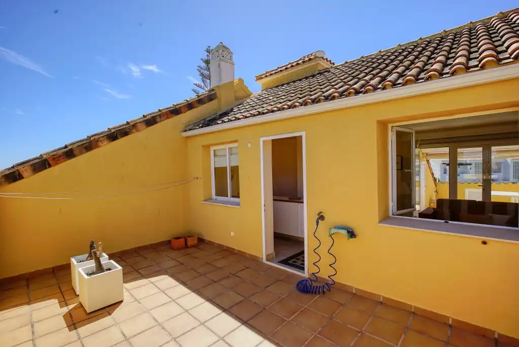 Dúplex amb piscina en venda a Benamara - Atalaya, imagen 2