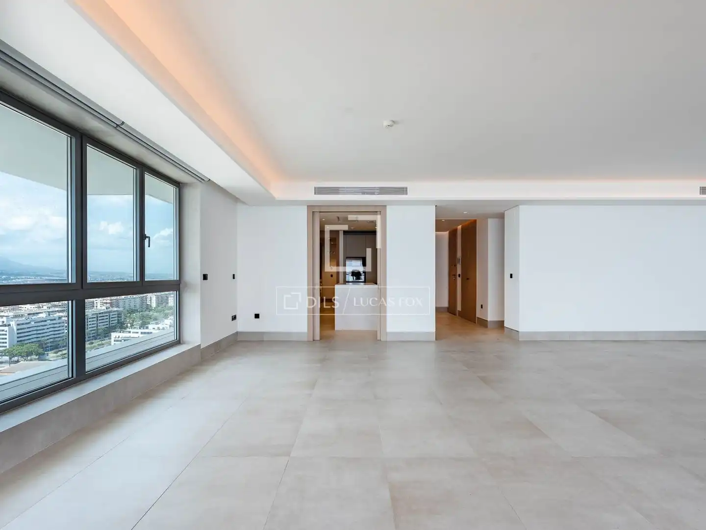 Flat with pool to rent in Carretera de Cádiz, imagen 12