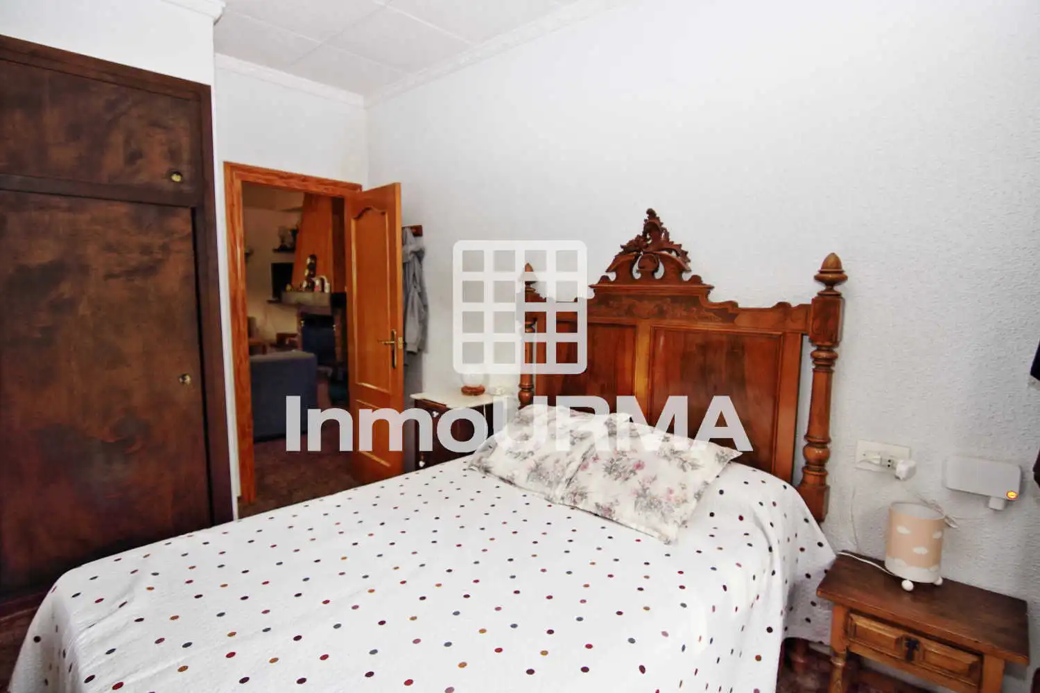 Habitación de Casa o chalet en venta en Elda con Aire acondicionado, Calefacción y Jardín privado