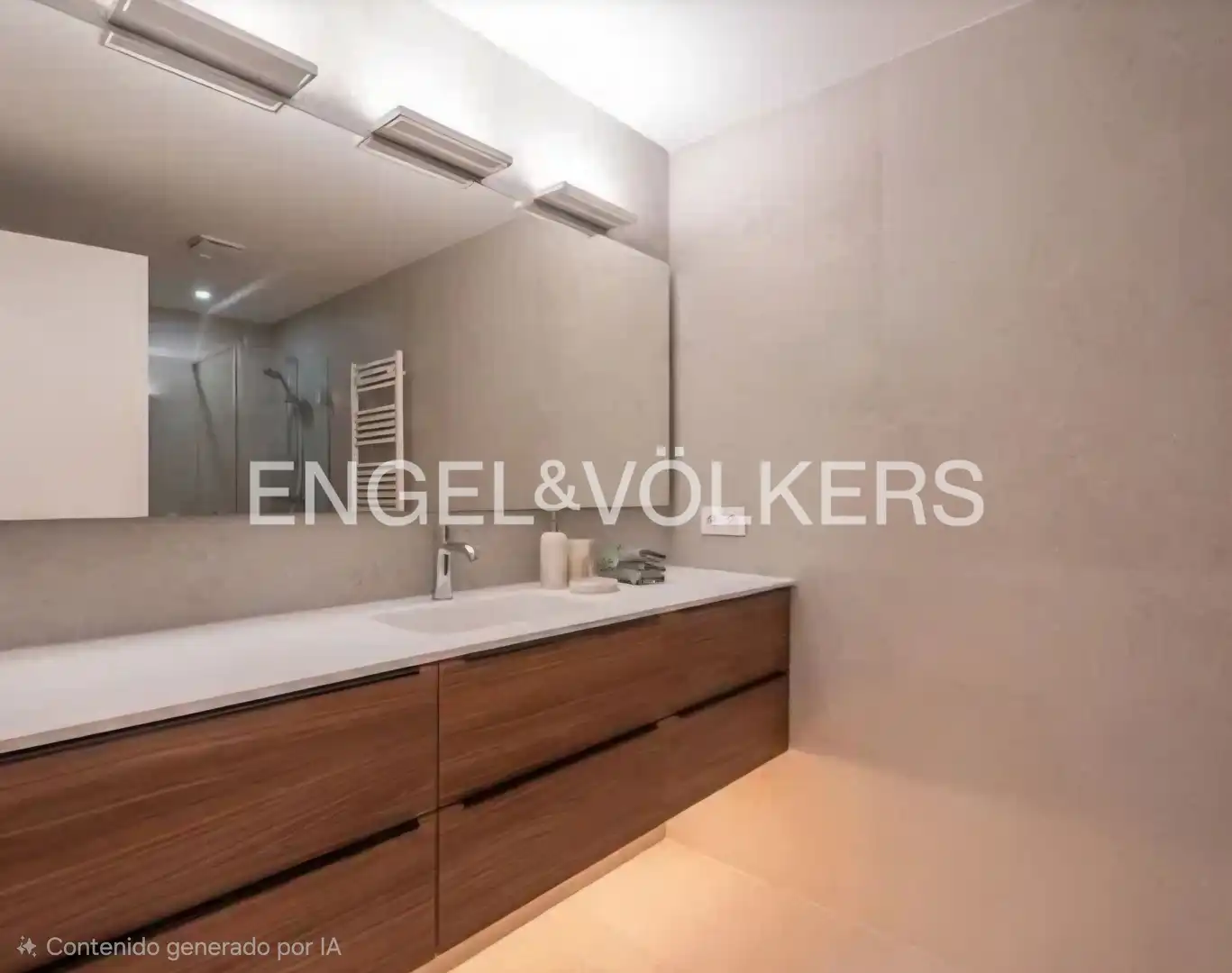 Badezimmer von Wohnung zum Verkauf in Madrid mit Klimaanlage, Heizung und Terrasse