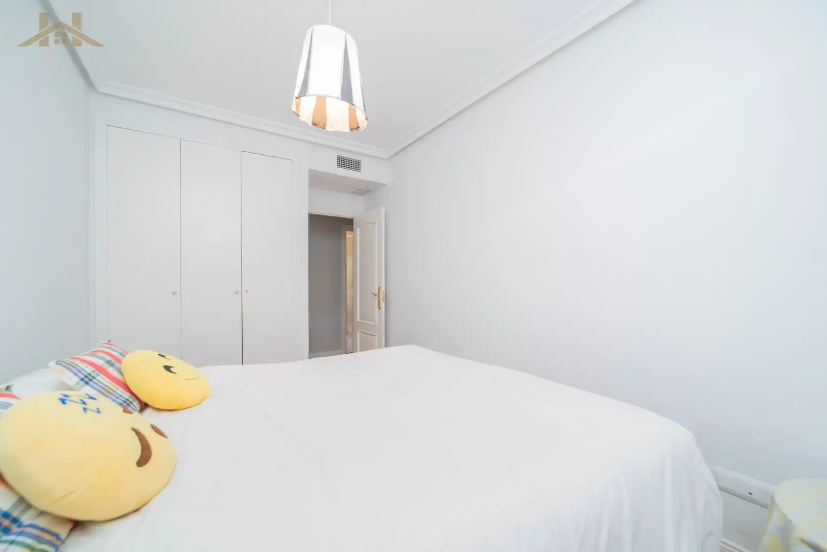 Habitación de Planta baja en venta en Majadahonda con Aire acondicionado, Calefacción y Jardín privado