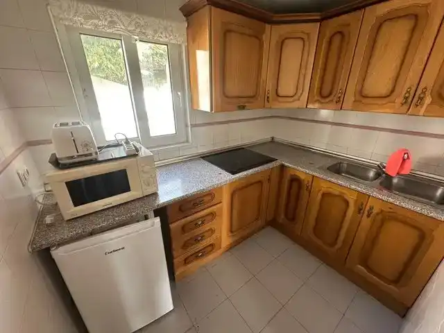 Cuina de Casa adosada en venda en Zona media