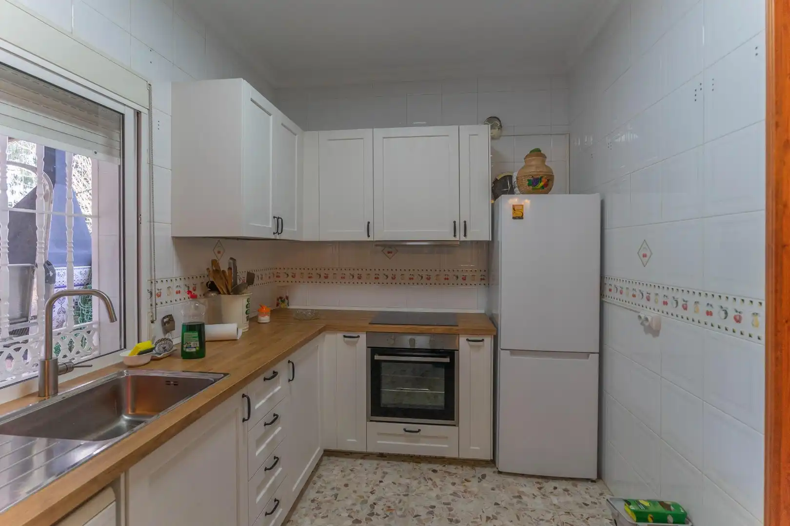 Cocina de Casa o chalet de alquiler en Alhaurín El Grande con Jardín privado, Terraza y Amueblado