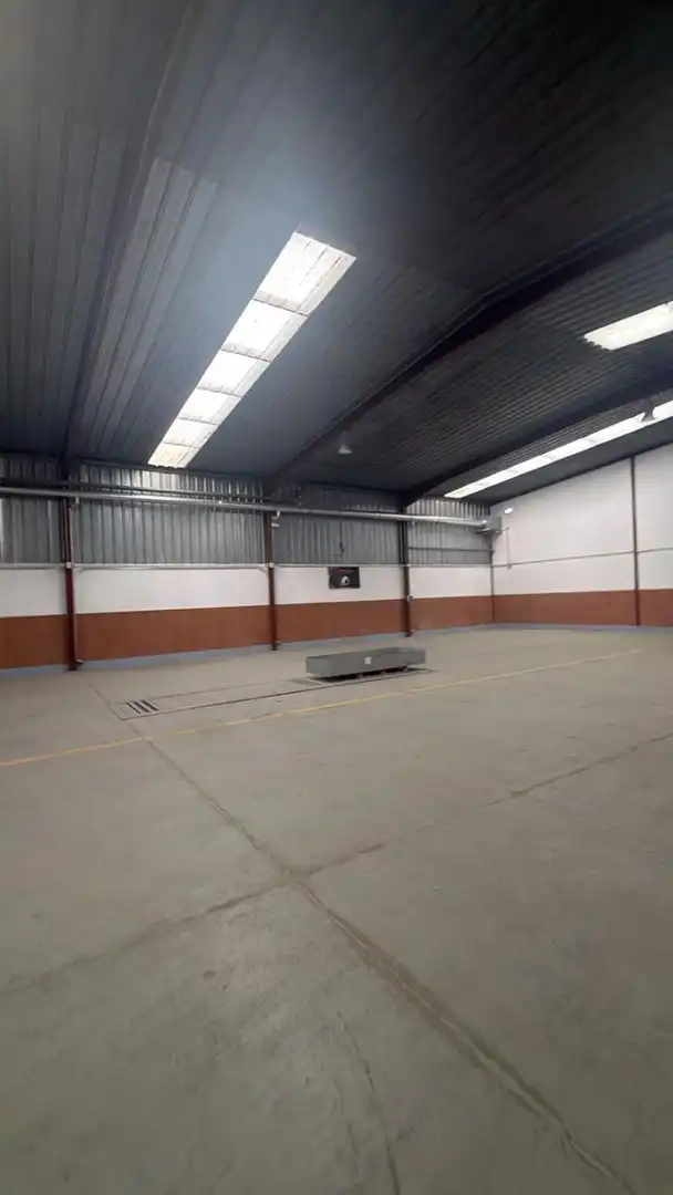 Nau industrial de lloguer en Zaratán, Valladolid