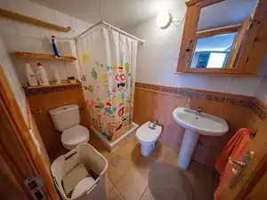 Bany de Casa o xalet en venda en El Rosario amb Jardí privat, Terrassa i Traster