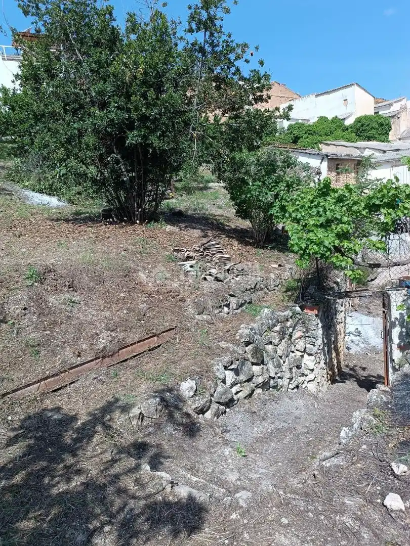 Residential zum Verkauf in Colomera