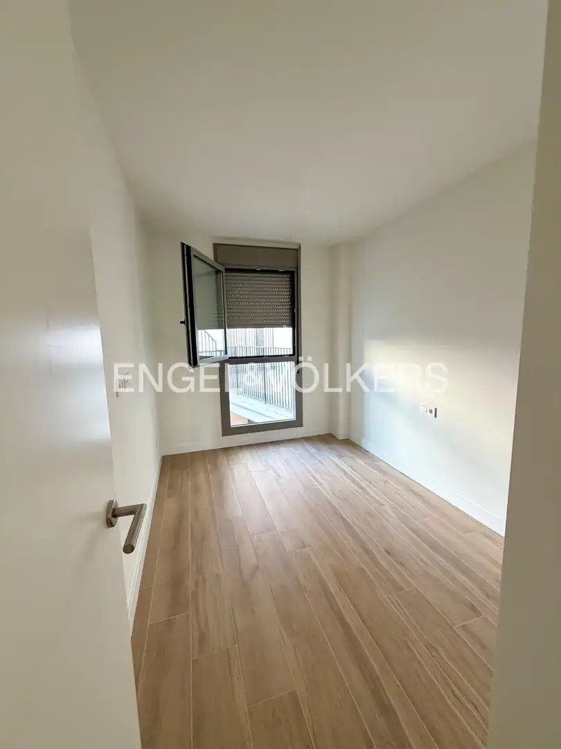 Balcony of Flat for rent in Valencia  with Air Conditioner, Heating and Private garden