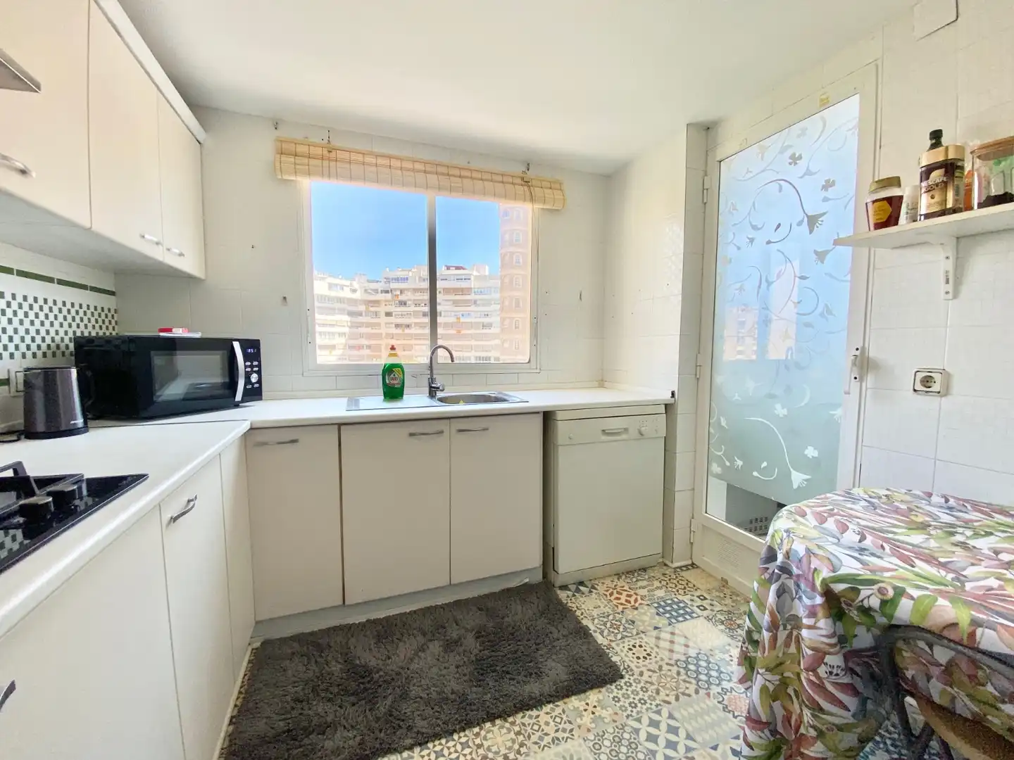 Mini appartamento con piscina in affitto a Playa de San Juan - El Cabo de las Huertas, imagen 12
