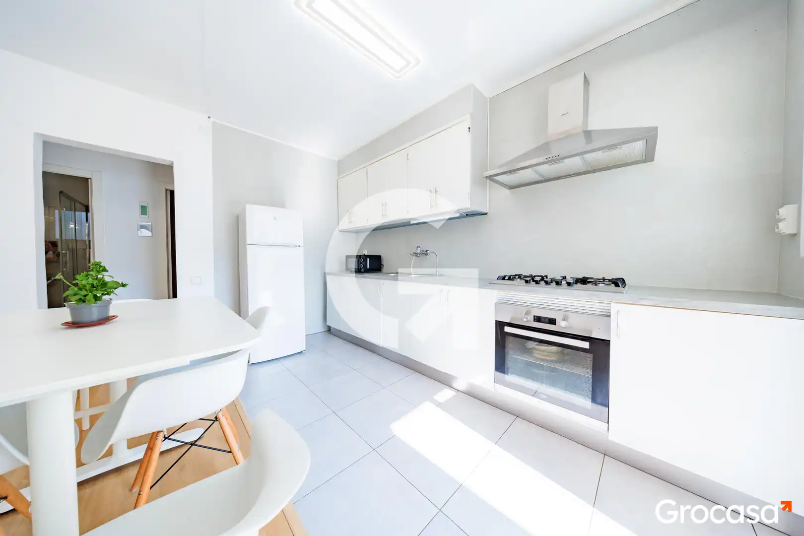 Küche von Erdgeschoss zum Verkauf in Terrassa mit Heizung, Terrasse und Abstellraum