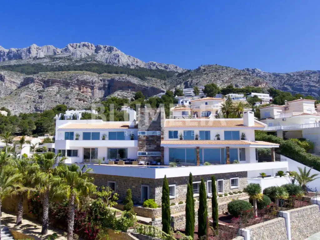 Houses for sale in Altea la Vella