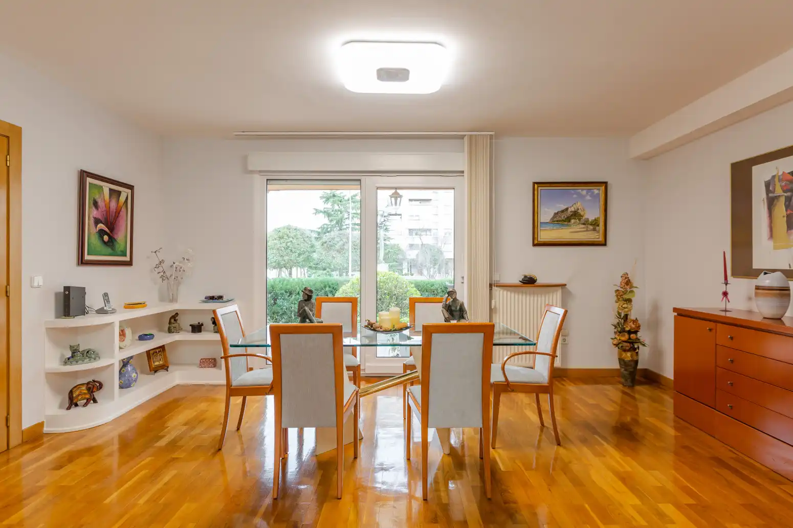 Comedor de Casa adosada en venta en Barañáin / Barañain con Calefacción, Jardín privado y Parquet