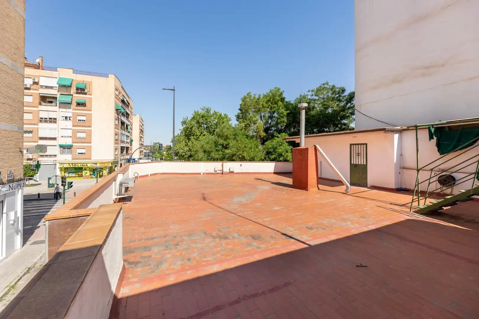 Inmuebles singulares con ascensor en venta en Avenida de Cadiz 37, imagen 26