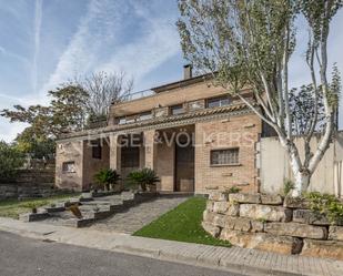 Vista exterior de Finca rústica de lloguer en Jorba amb Terrassa, Piscina i Balcó