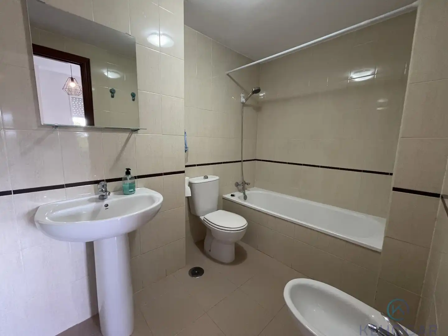 Bathroom of Flat for rent in Arco Norte - Avda. España