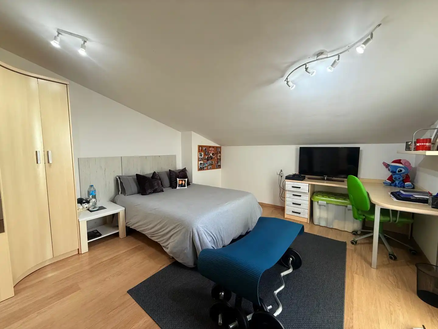Dormitori de Àtic en venda en Sant Jaume d'Enveja amb Aire condicionat, Parquet i Terrassa