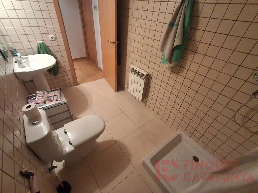 Bany de Pis en venda en Girona