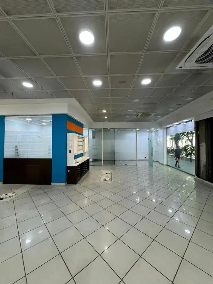 Local comercial de lloguer a Doctor Fernández Iparraguirre, imagen 11