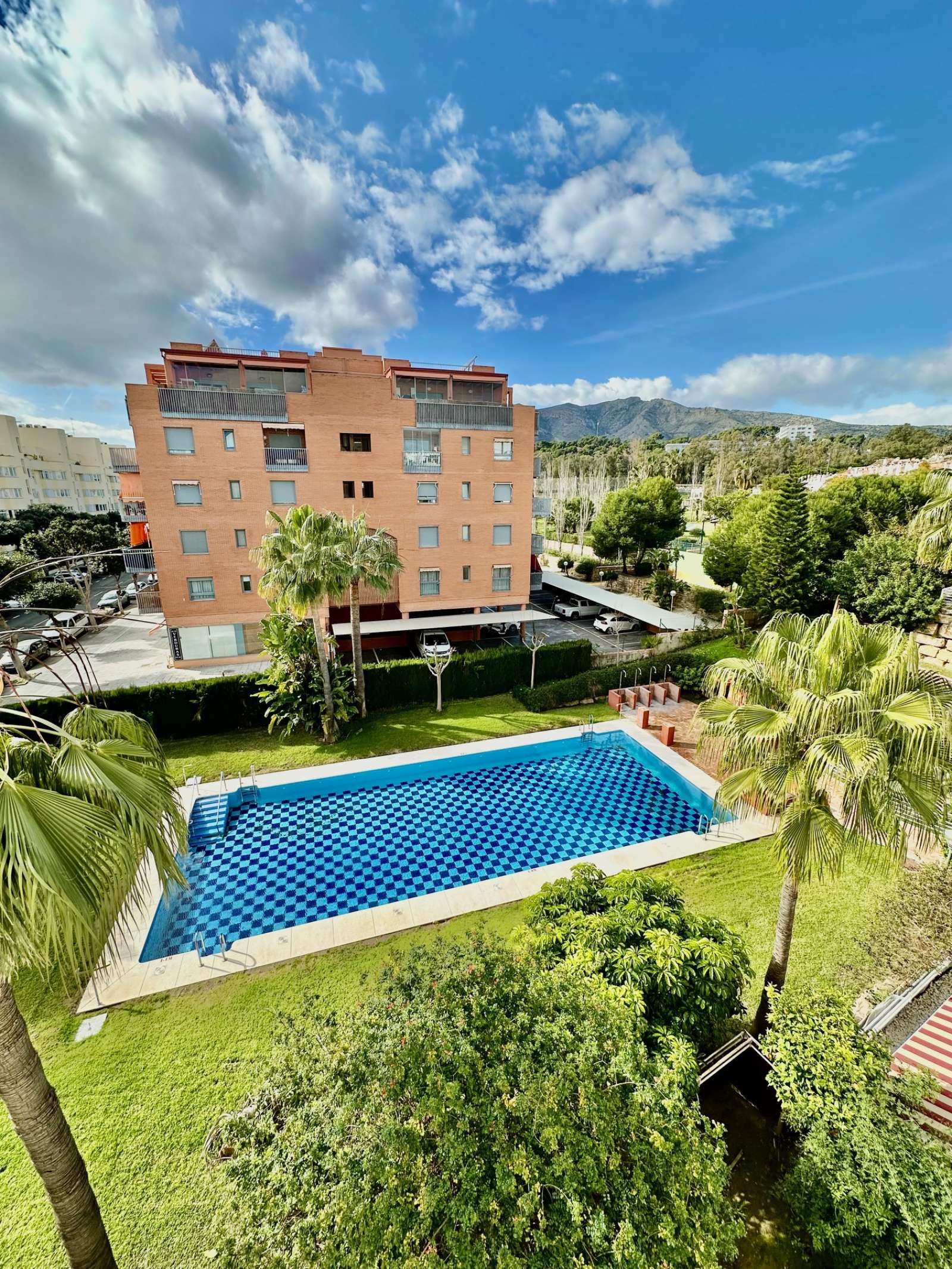 Piscina de Apartamento para compartir en Torremolinos con Aire acondicionado, Calefacción y Terraza