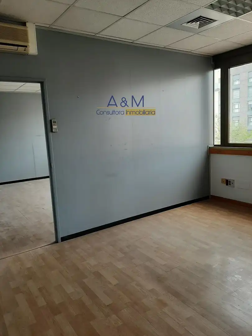 Oficina amb ascensor en venda a Arco de Ladrillo, imagen 4