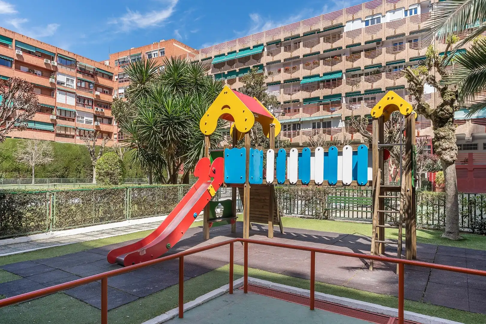 Exterior view of Attic for sale in Granada  with Air Conditioner and Terrace