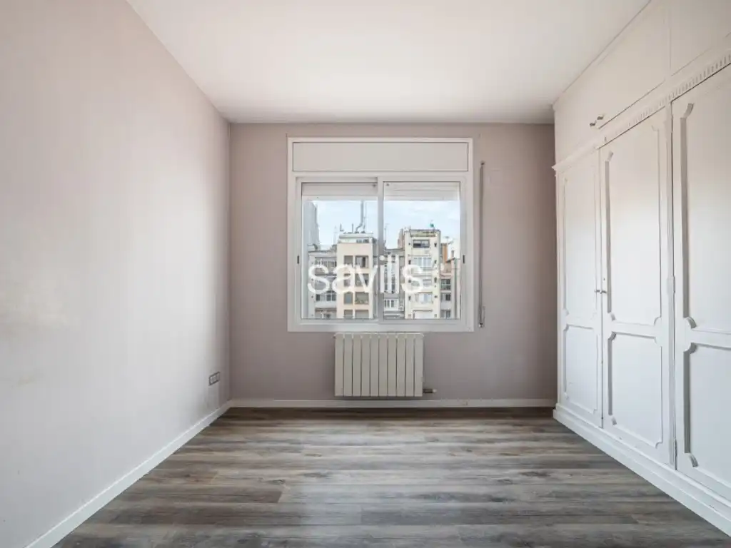 Habitación de Apartamento en venta en Barcelona con Aire acondicionado, Horno y Balcón