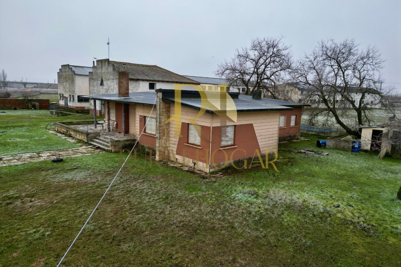 Houses for sale in Santas Martas  with Heating, Private garden and Terrace