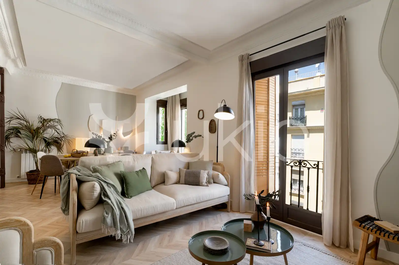 Sala d'estar de Apartament de lloguer en Madrid amb Aire condicionat, Calefacció i Moblat