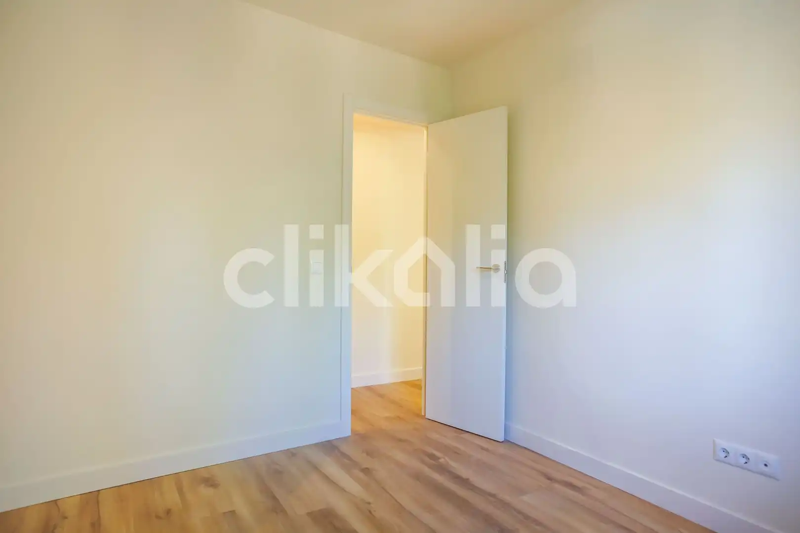 Flat for rent in Madrid  with Heating and Terrace