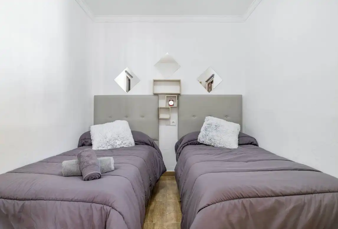 Bedroom of Flat for rent in Ronda  with Furnished