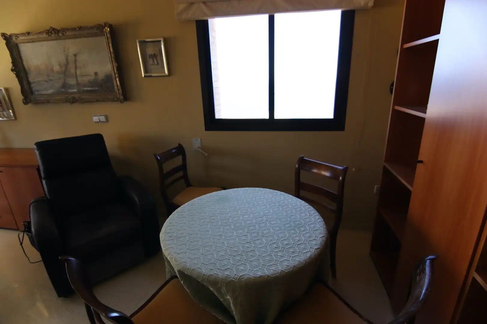 Comedor de Piso en venta en Benidorm con Aire acondicionado, Terraza y Amueblado