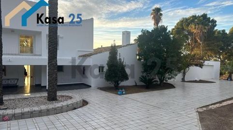 LUXURY SEAFRONT VILLA IN ALTEA