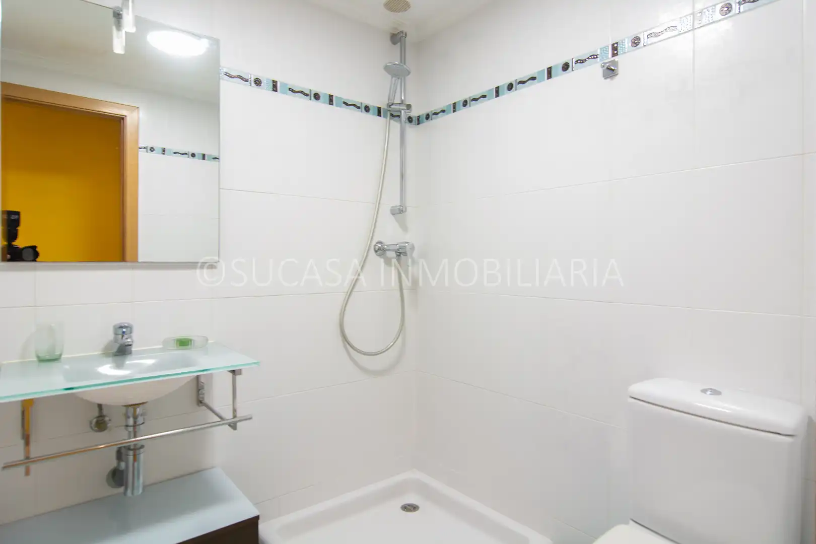 Bany de Pis en venda en Carral amb Calefacció, Parquet i Traster